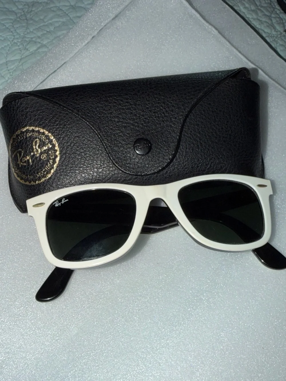 Ray Ban classic vintage wayfarer sunglasses